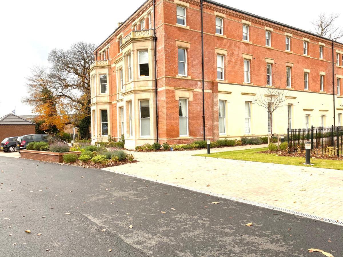 The Luxury Grange Apartment *